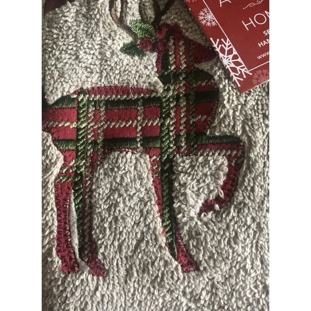 Avanti Christmas Plaid Reindeer Hand Towels Embroidered Bathroom Beige Set of 2